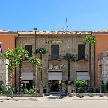 Hotel Moderno