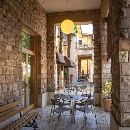 Moderno Hotel