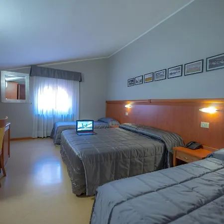 Moderno Hotel Assise
